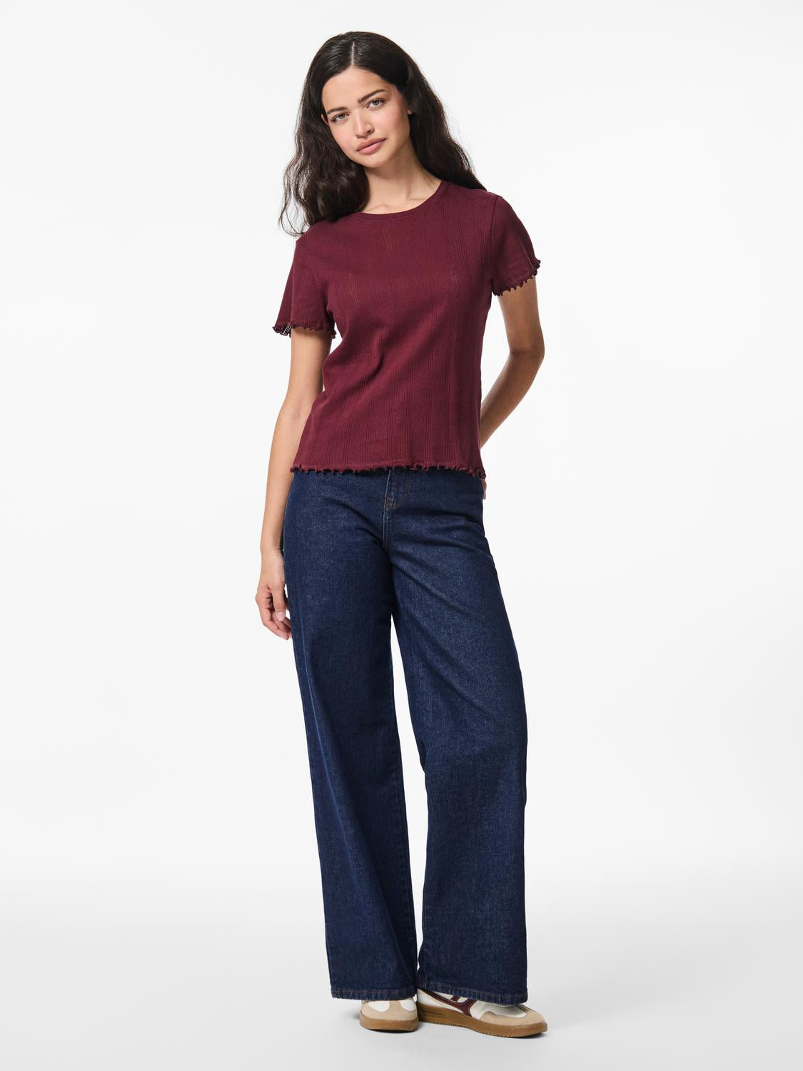 model_shot-front_full